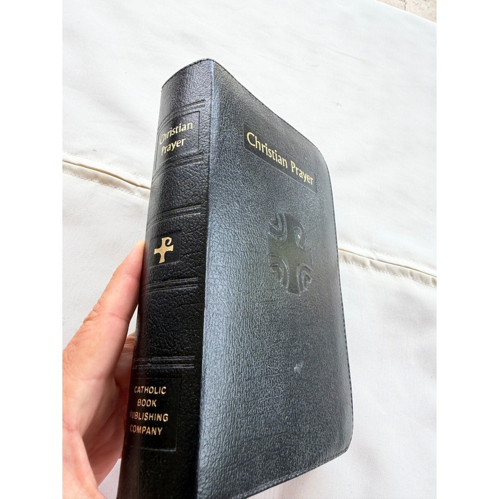 Christian Prayer The Liturgy of the Hours Catholic Book Publishing Co Zippered